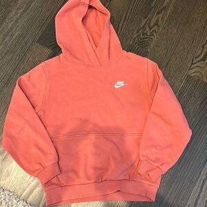 Nike Boys Youth Small logo Hoodie Size large dusky pink/red